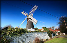 larkrises holiday cottage - kirton in lindsey windmill